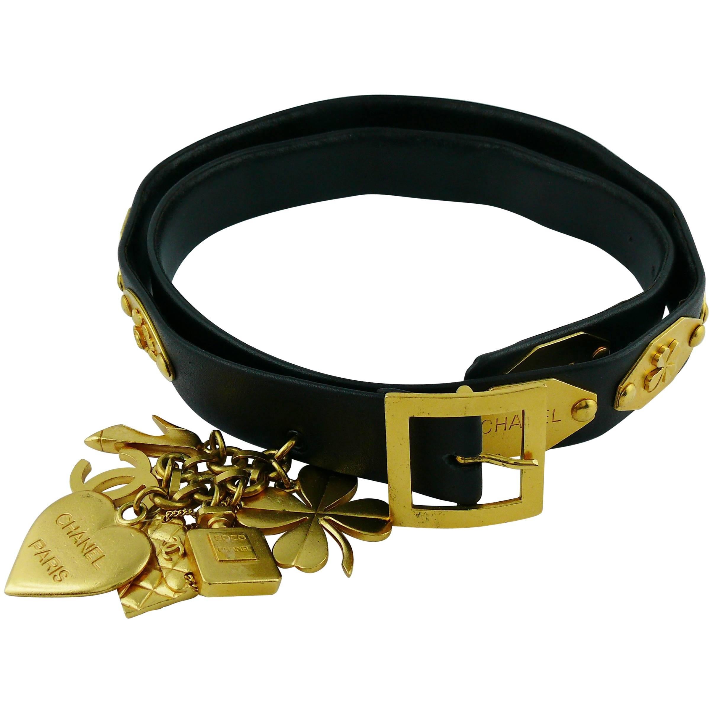 Chanel Vintage Chanel Black Leather x Gold Tone CC Belt SS695